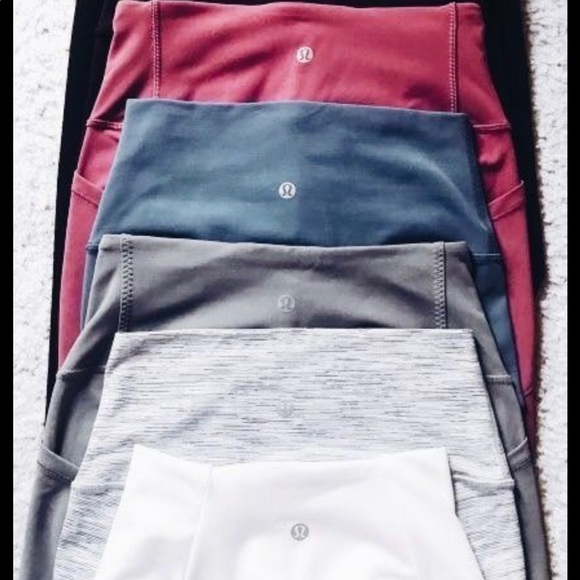 Meet your Posher, Mia - Picture 1 of 1